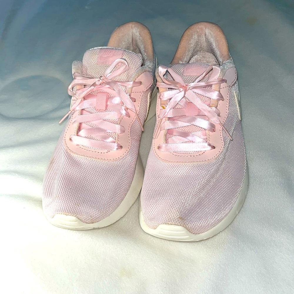 Light pink Nike Shoes
